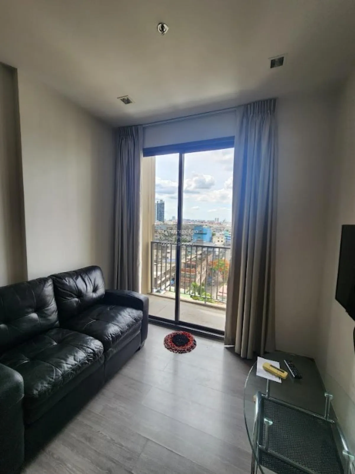 1 Bedroom condo in NYE by Sansiri