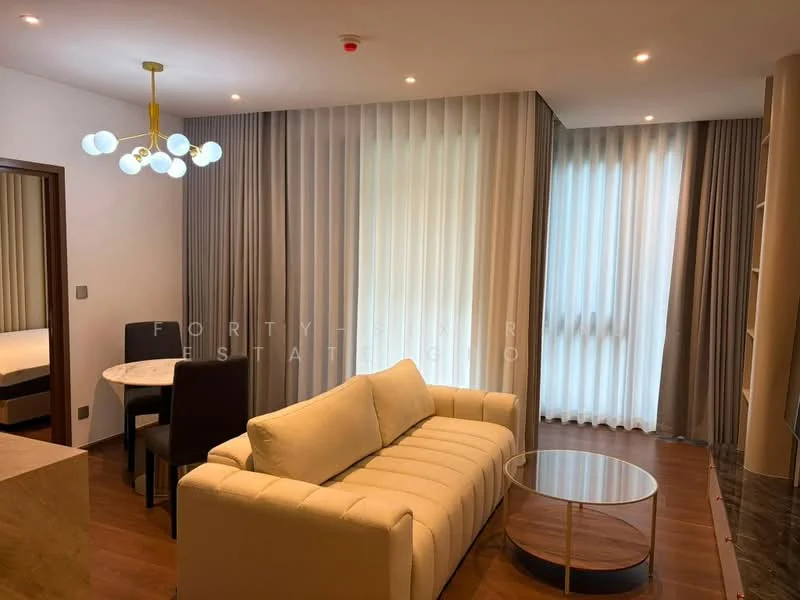 1 Bedroom condo in Via 61