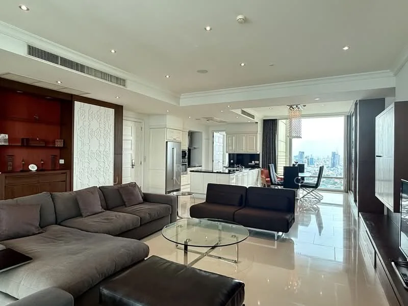 4 Bedroom condo in Royce Private Residences