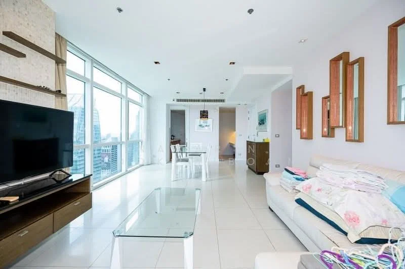 2 Bedroom condo in Athenee Residence