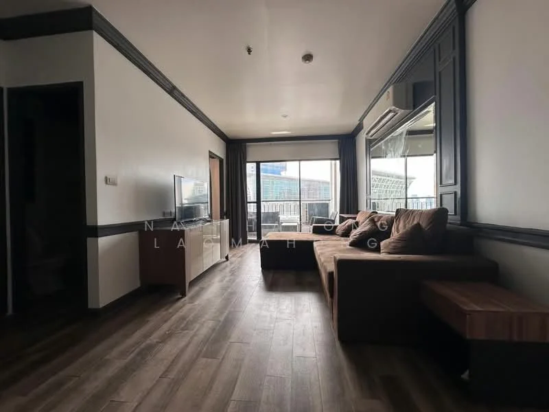 2 Bedroom condo in Grand Diamond Pratunam