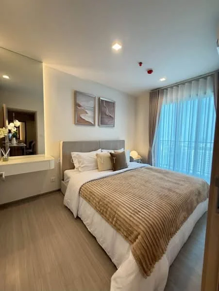 1 Bedroom condo in Life Sathorn Sierra