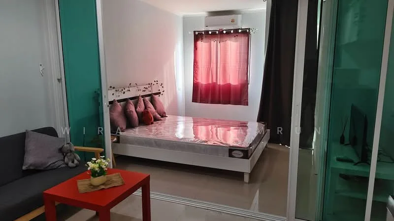 1 Bedroom condo in Notting Hill Bearing