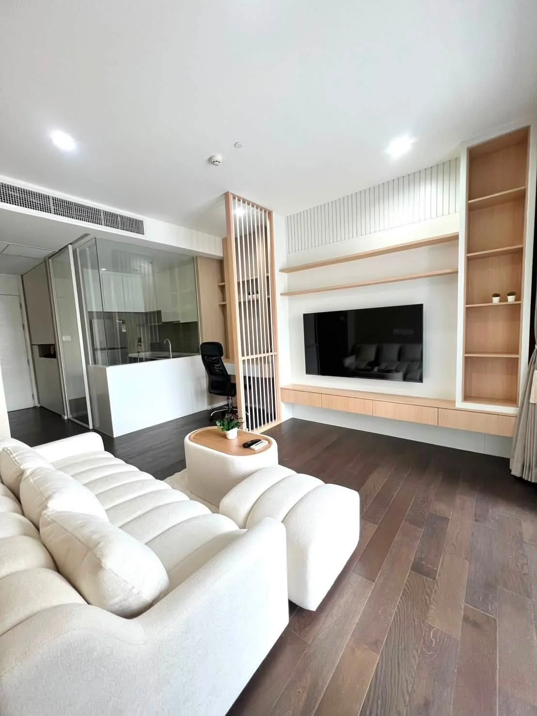 2 Bedroom condo in The Saint Residences Ladprao