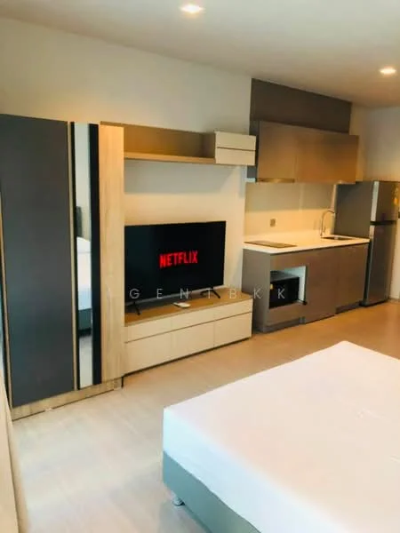 1 Bedroom condo in Life Asoke-Rama 9