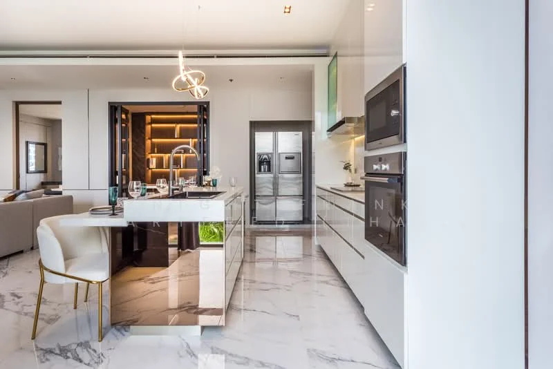 3 Bedroom condo in Domus 18