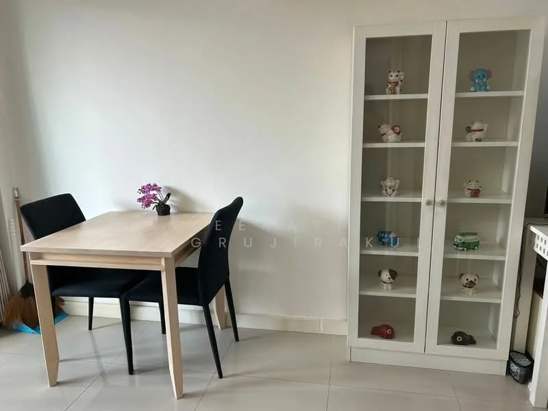1 Bedroom condo in The Clover Thonglor Residence