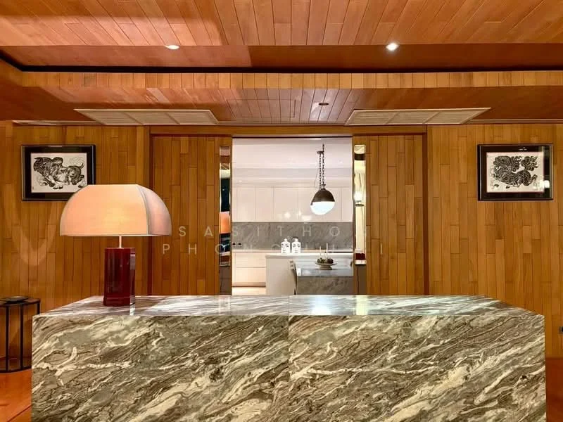 4 Bedroom condo in Aequa Sukhumvit 49