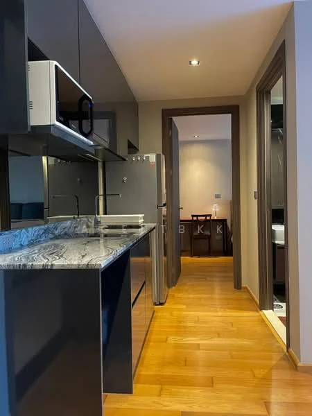 1 Bedroom condo in Altitude Samyan-Silom