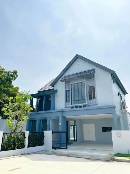 4 Bedroom condo in Saransiri Rama 2