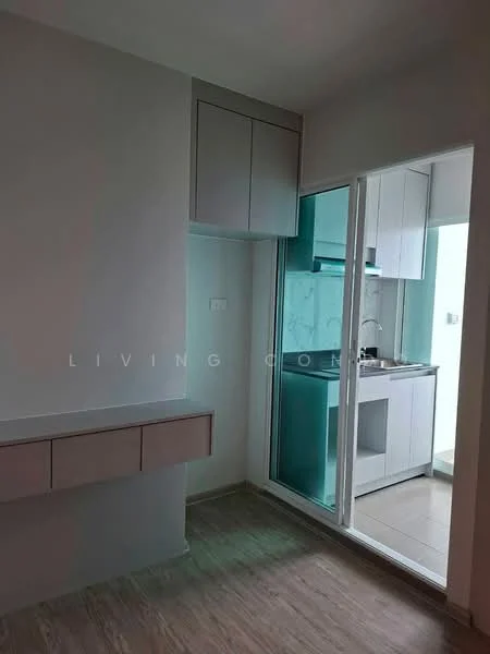 1 Bedroom condo in Regent Home Bangna