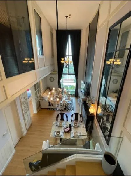 2 Bedroom condo in Villa Asoke
