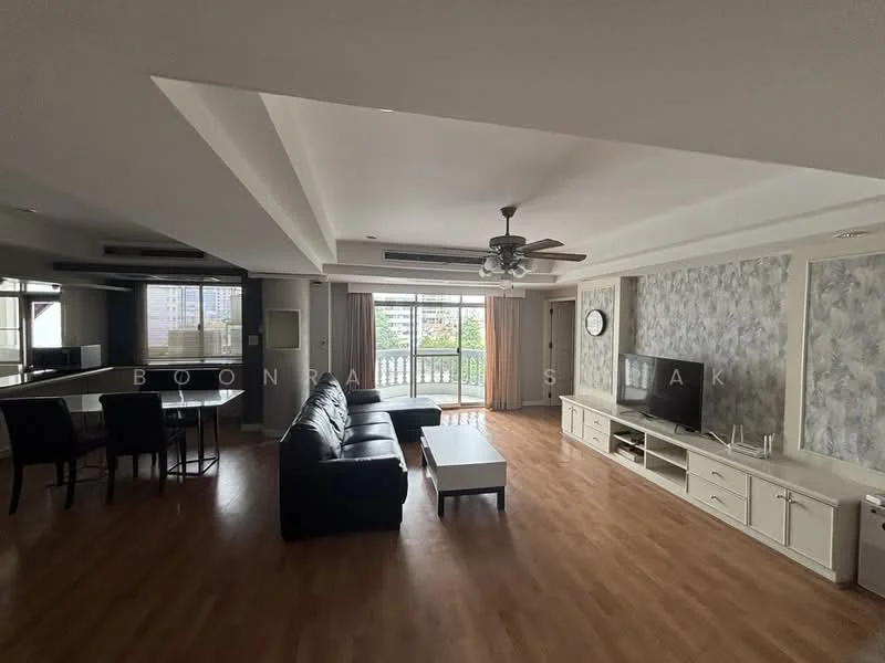 3 Bedroom condo in Royal Castle Sukhumvit