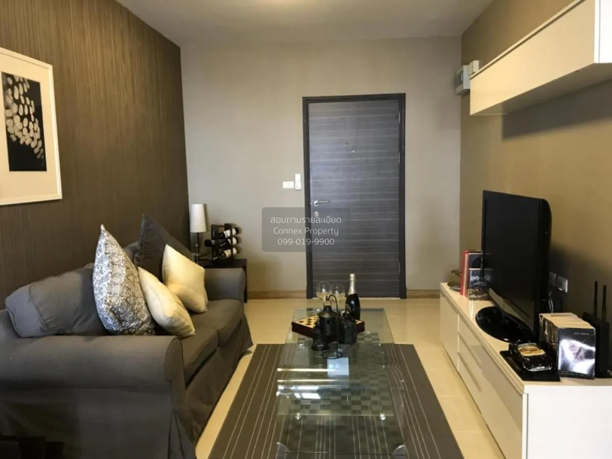 1 Bedroom condo in Supalai Park Ekkamai-Thonglor
