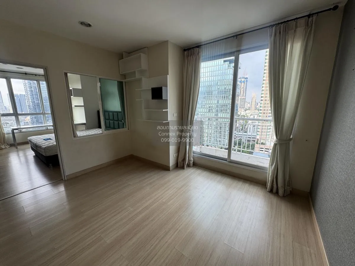 1 Bedroom condo in Life @ Sathorn 10