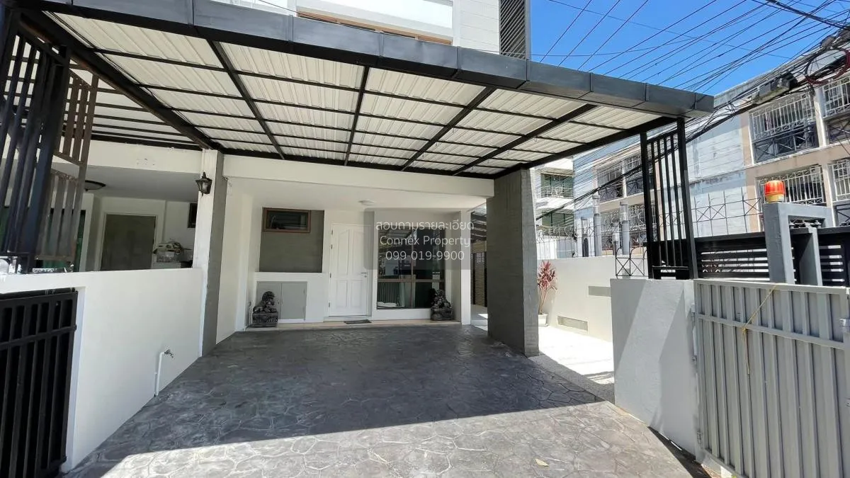 5 Bedroom condo in The Private Sukhumvit-Bangchak