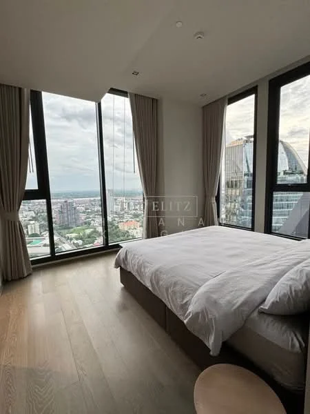 2 Bedroom condo in Hyde Heritage Thonglor