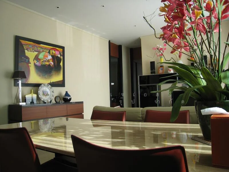 2 Bedroom condo in The Infinity