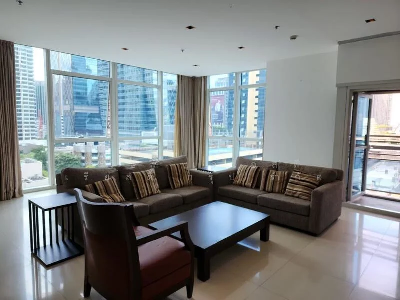 3 Bedroom condo in Athenee Residence