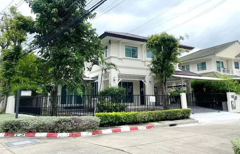 4 Bedroom condo in Pruklada 2 Thakham-Rama 2