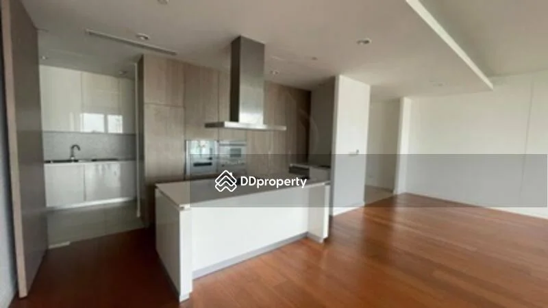3 Bedroom condo in 185 Rajadamri