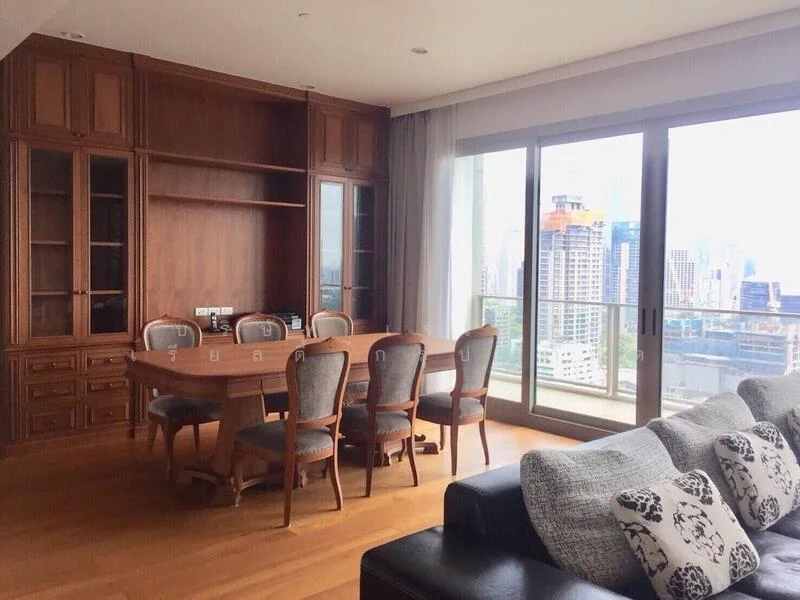 3 Bedroom condo in 185 Rajadamri
