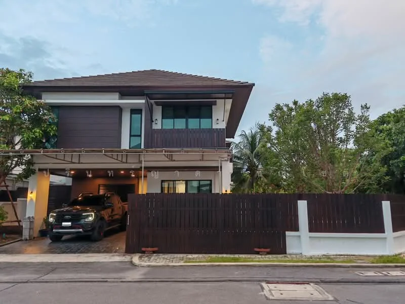 3 Bedroom condo in Lake View Park Bangna