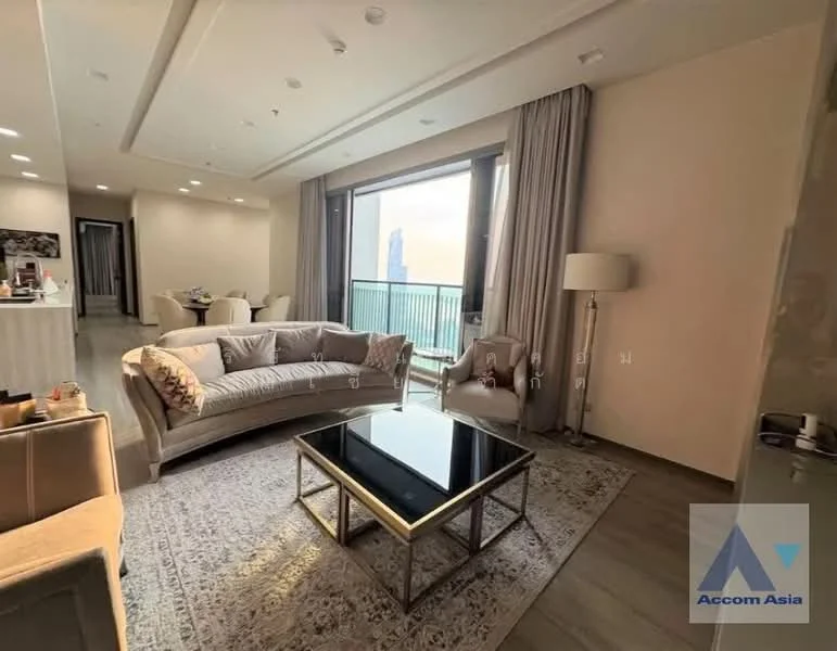 4 Bedroom condo in Rhythm Charoenkrung Pavillion
