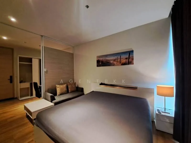 1 Bedroom condo in Park Origin Phrom Phong (Park 24)