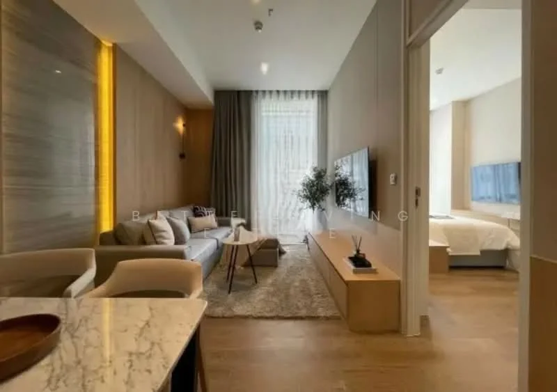 1 Bedroom condo in Muniq Langsuan