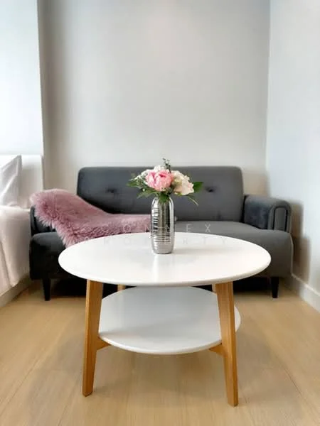 1 Bedroom condo in Metro Sky Wutthakat