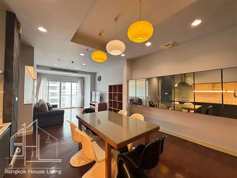 2 Bedroom condo in Noble Ora