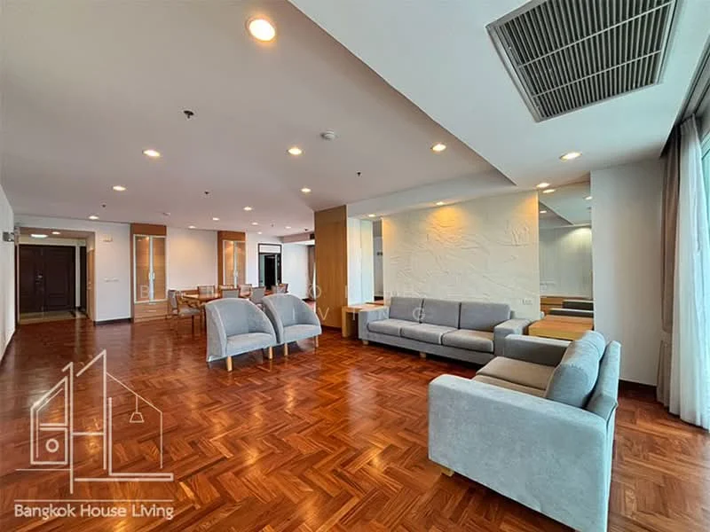 3 Bedroom condo in The Grand Sethiwan