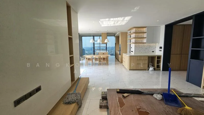 4 Bedroom condo in Canapaya Residences Rama 3
