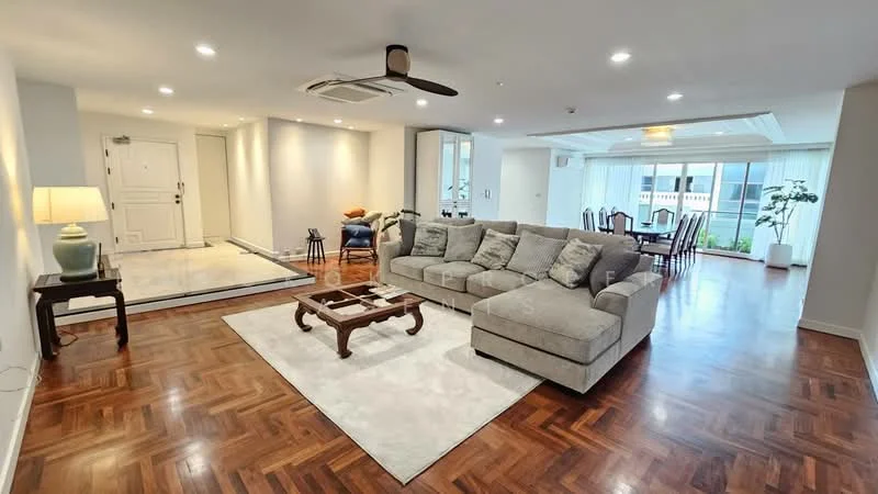 4 Bedroom condo in The Lanai Private Residence