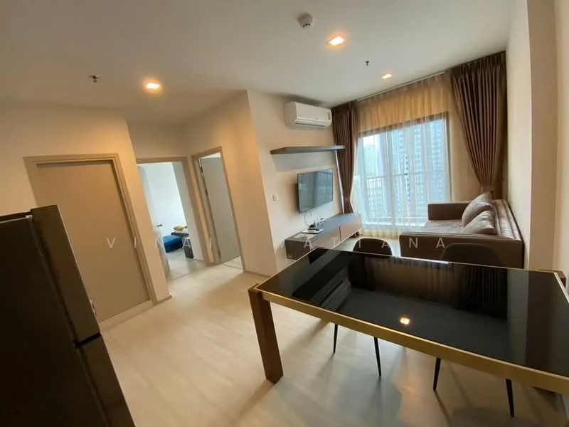2 Bedroom condo in Life Sukhumvit 48
