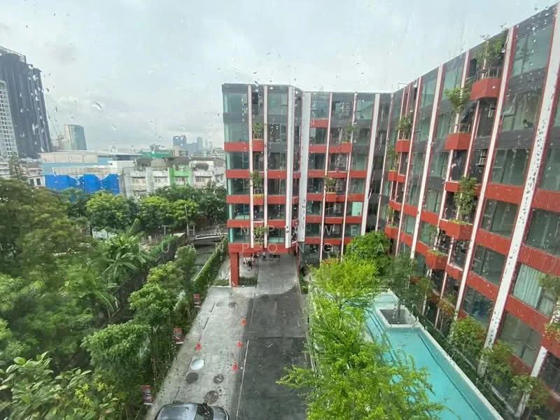 1 Bedroom condo in The Privacy S101