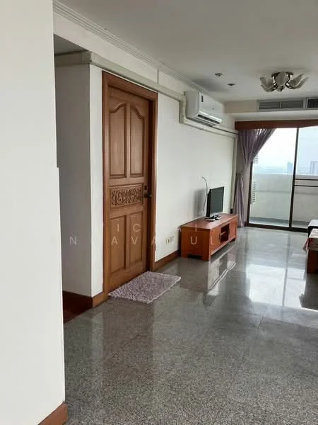 2 Bedroom condo in P.S.T. City Home