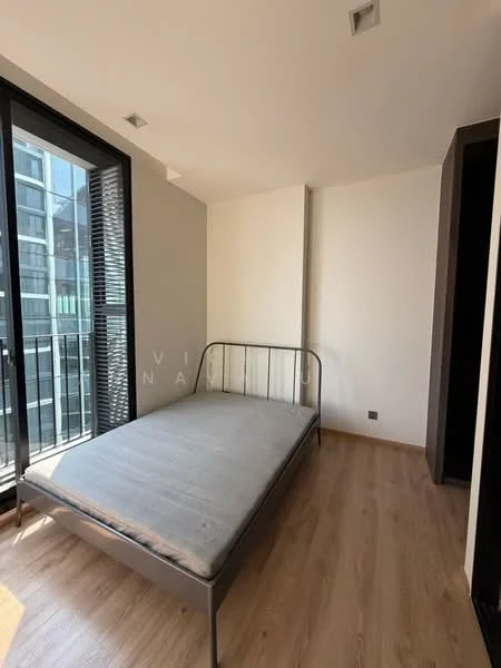 1 Bedroom condo in Noble Around Ari