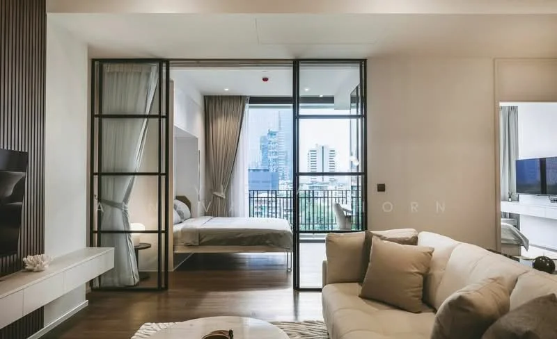 2 Bedroom condo in Muniq Langsuan