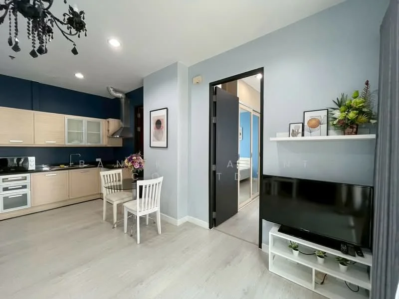 1 Bedroom condo in Baan Klang Krung Siam-Pathumwan