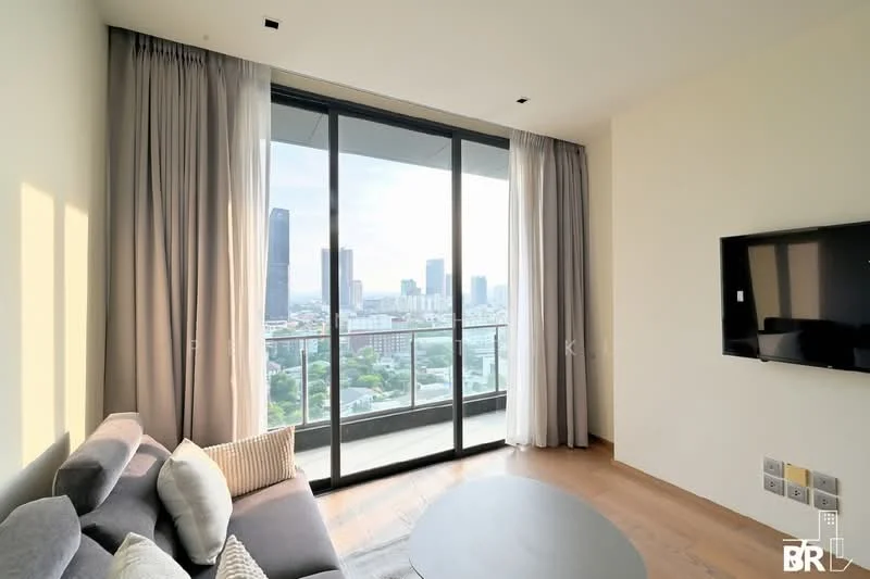 2 Bedroom condo in BEATNIQ Sukhumvit 32