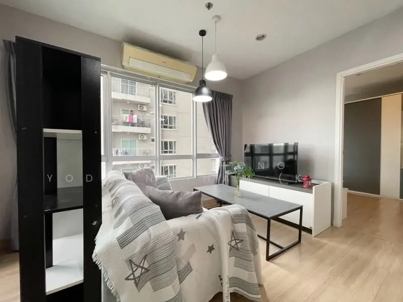 2 Bedroom condo in Motif Condo