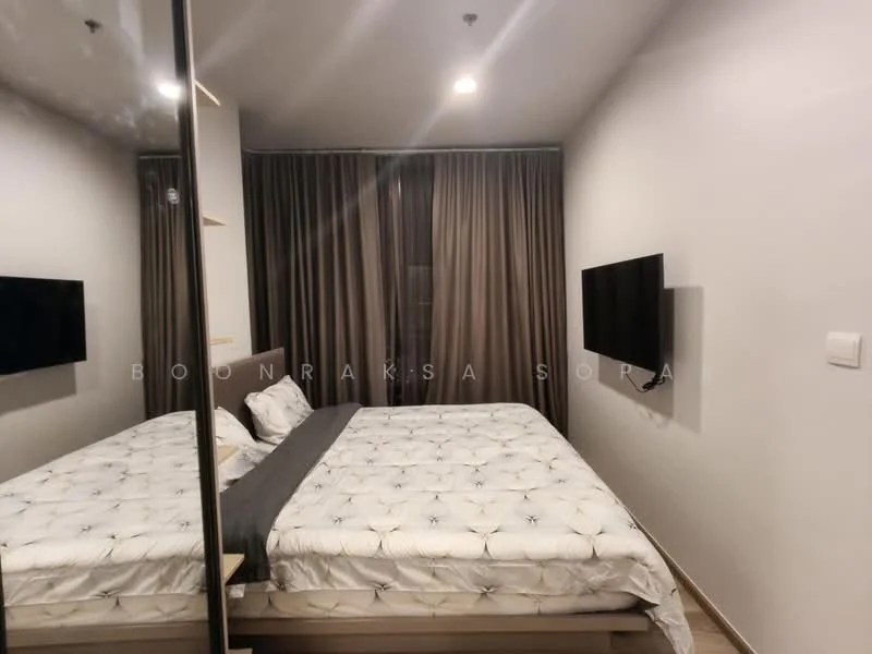 2 Bedroom condo in Oka Haus Sukhumvit 36