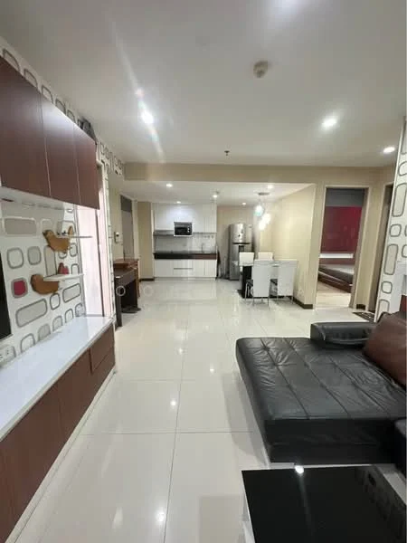 2 Bedroom condo in Supalai Premier Ratchathewi