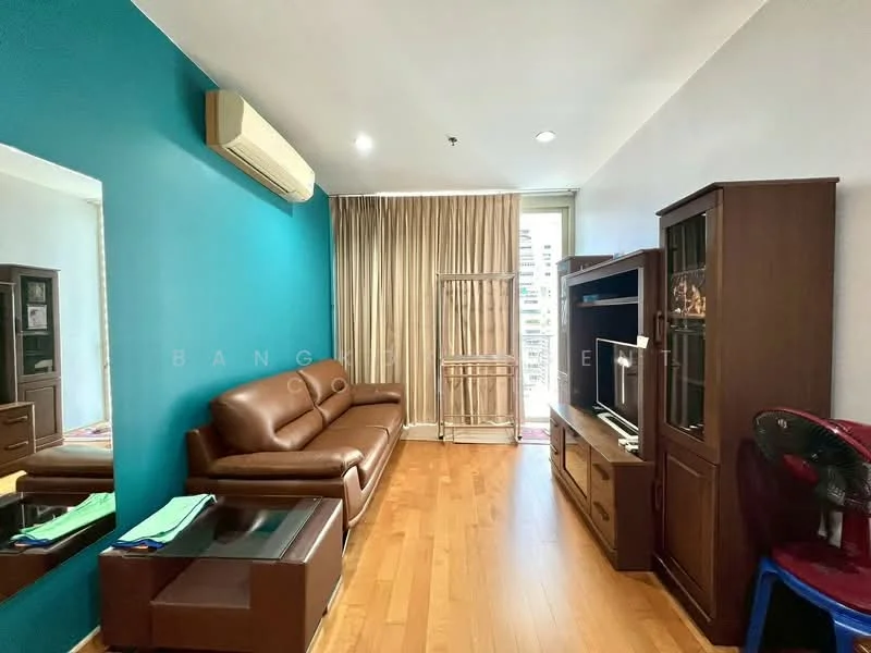 1 Bedroom condo in Villa Ratchatewi