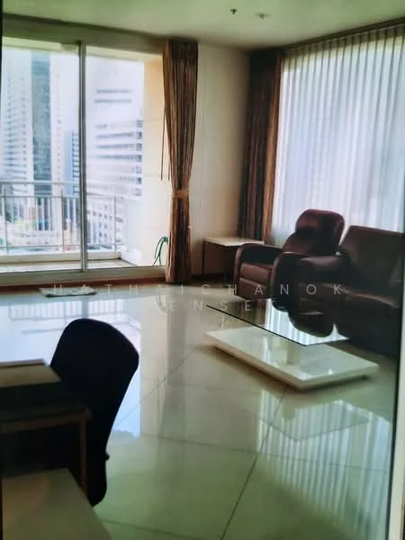 2 Bedroom condo in The Empire Place