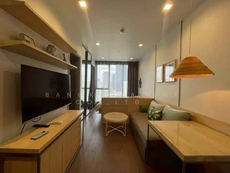 1 Bedroom condo in IDEO Q Victory
