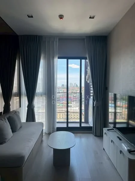 1 Bedroom condo in Reference Sathorn-Wongwianyai