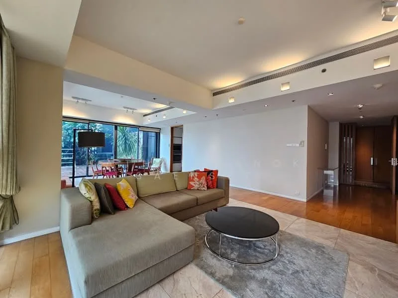 3 Bedroom condo in The Met Sathorn
